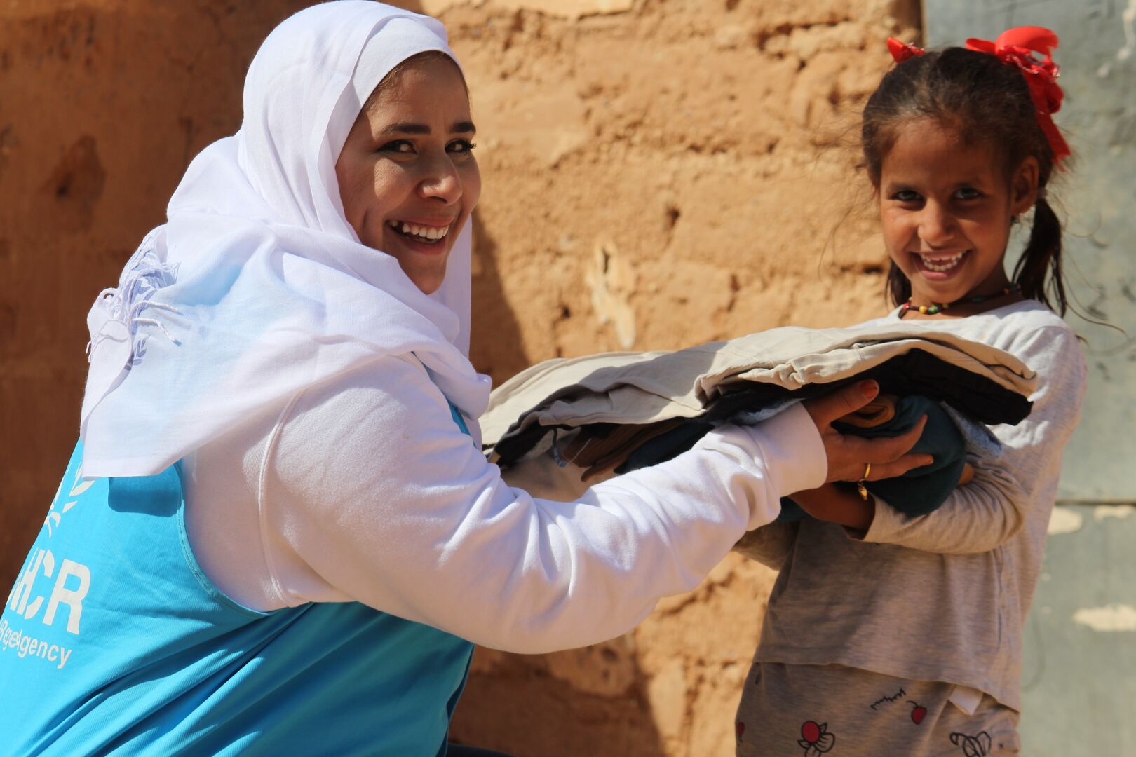 Algeria_UNHCR-Distribution-Of-Winter-Clothes