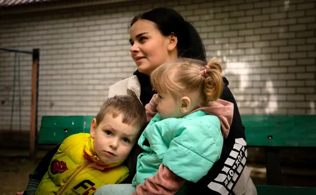 Ukraine. UNHCR supports people evacuated from front-line areas in Ukraine