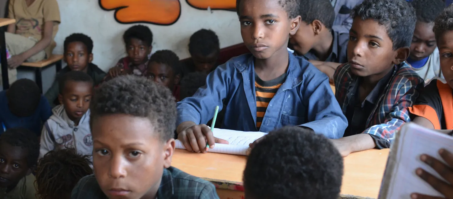 Tile Yemen Education In Displacement Site