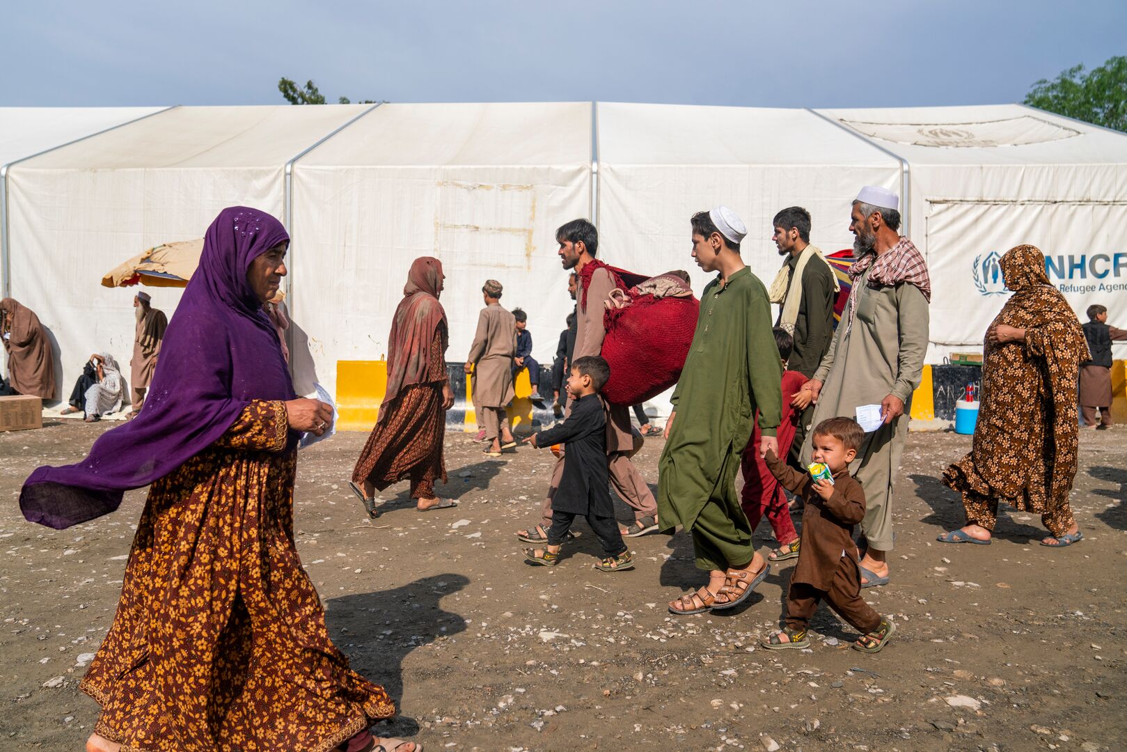 Website-Afghanistan. UNHCR_ Exhausted Afghan Families Return Through Torkham Border Amid Growing Challenges. (1).jpg