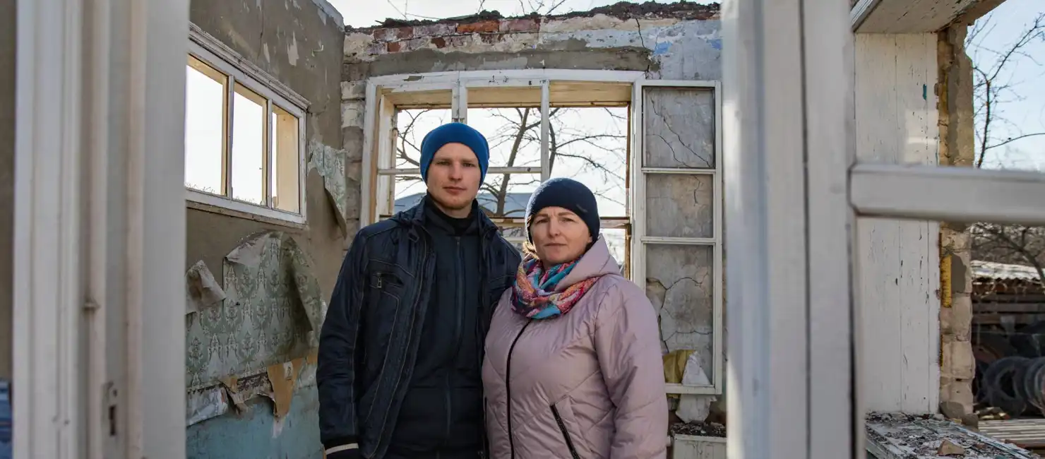 Ukraine Family In Remains Of Damaged Home Vinnytsia