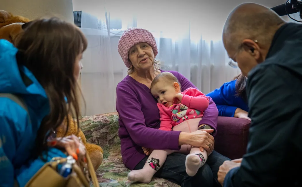 Ukraine. UN High Commissioner For Refugees Barham Salih Visits Transit Centre For People Displaced From Frontline Areas (1)