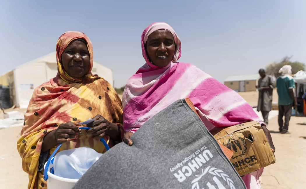 UNHCR is providing Sudanese refugees with relief items including blankets, water jerry-cans and hygiene kits.