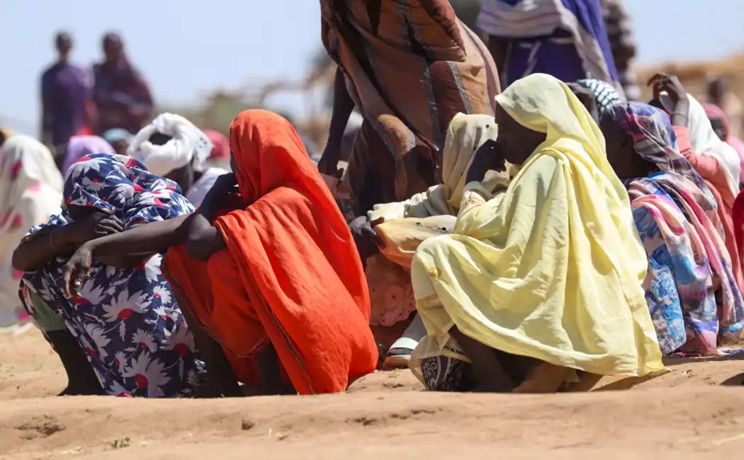 Sudan. UNHCR And Partner Distribute Plastic Sheets In Tawila To Address Immediate Needs (1)
