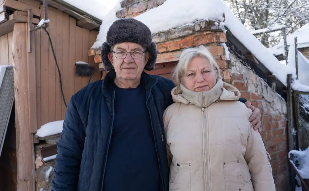 Website-Ukraine. UNHCR and partners help families repair war-damaged homes.jpg